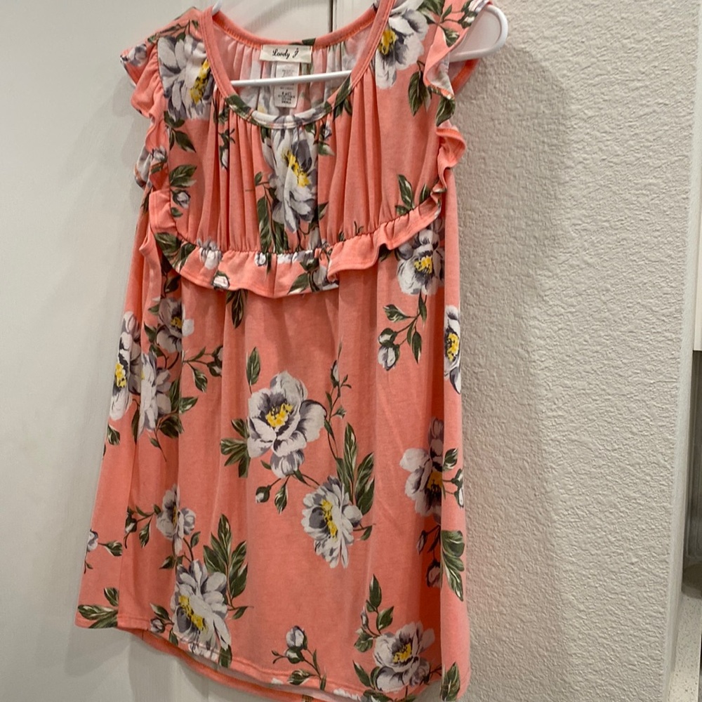 Lovely J Top